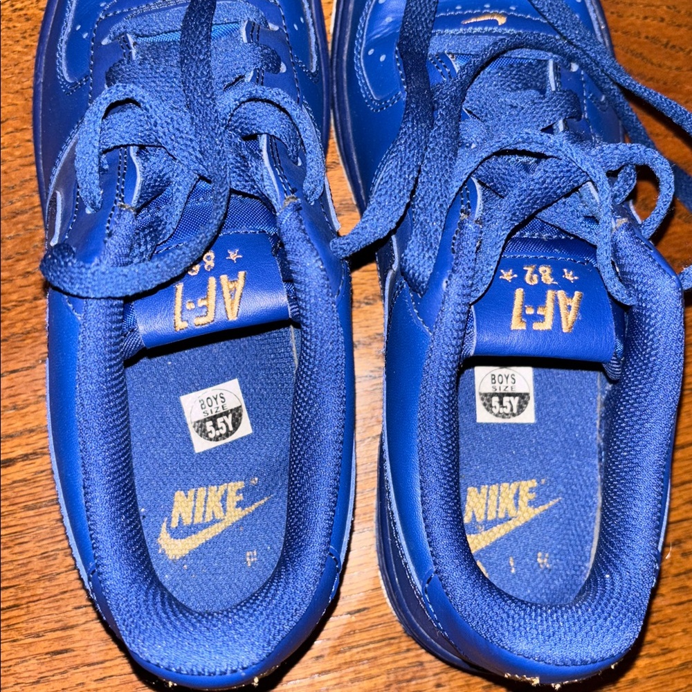 Nike Air Force One - Picture 8 of 9